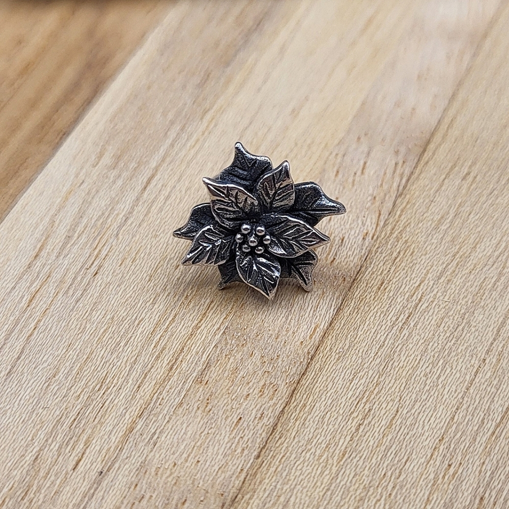 COPY - Moress Spinning Christmas Flower Charm